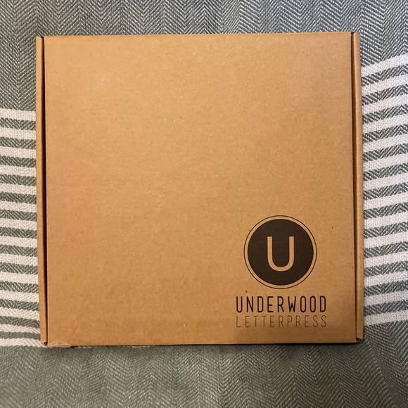 Underwood Letterpress NIB 10” x 10” Grey Felt Letter Board - Picture 3 of 3